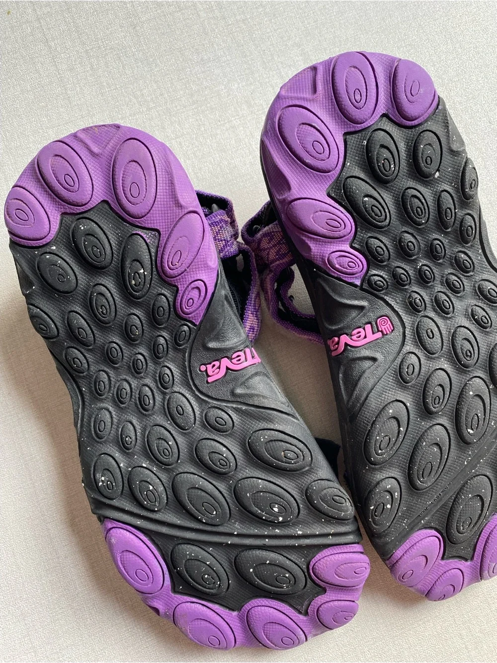 Teva Hurricane Women's Purple Geometric Pattern Strappy Sport Sandals Size 4